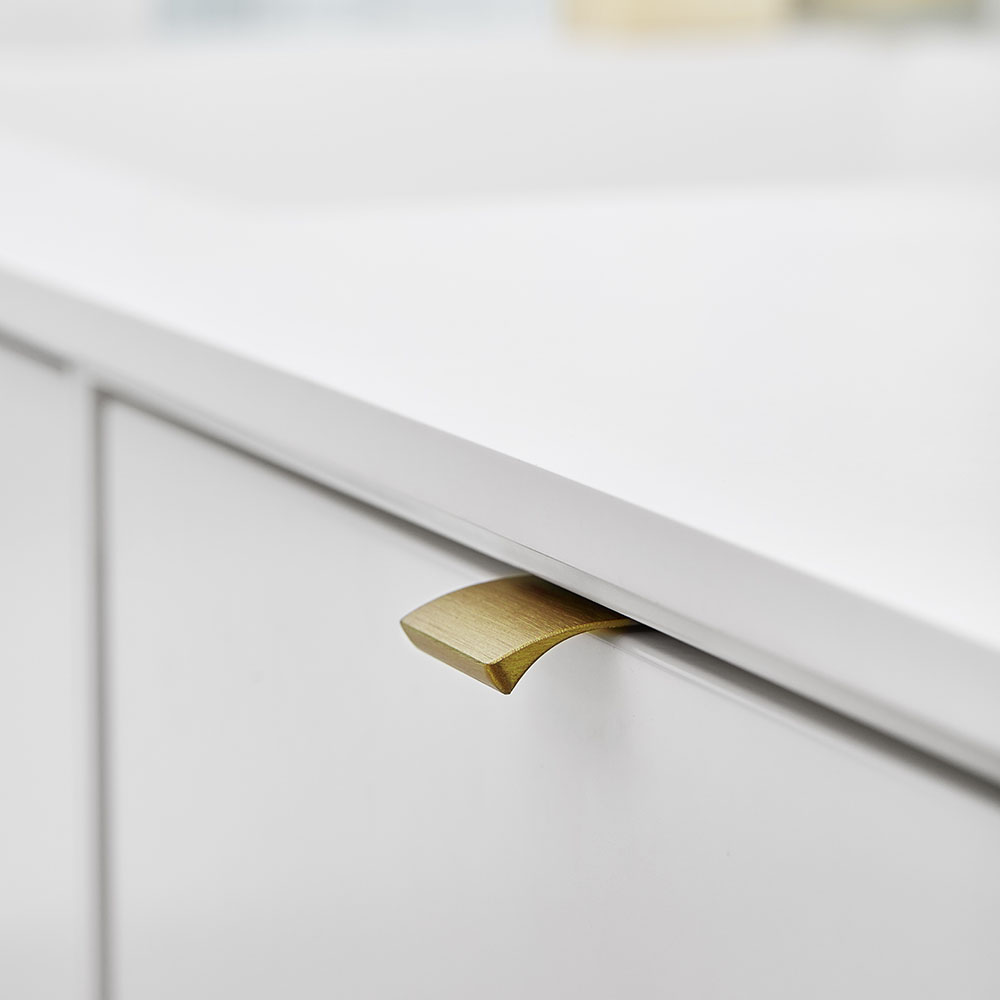 Profilhandtag Edge Straight - Borstad Mässing