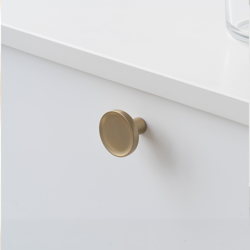 Knopp Vibe Soft - 38mm - Borstad Guld