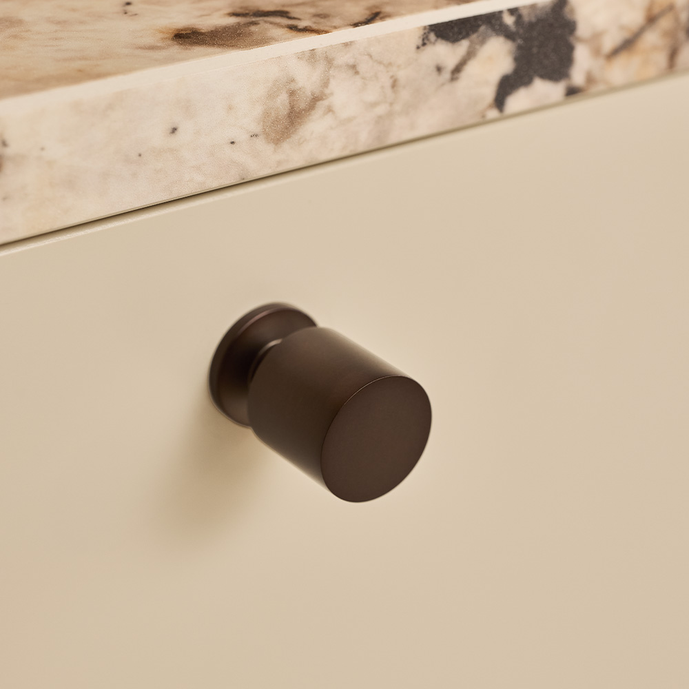Knopp Solo - 21mm - Brunerad Mässing