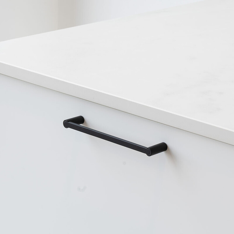 Handtag Flow - Mattsvart