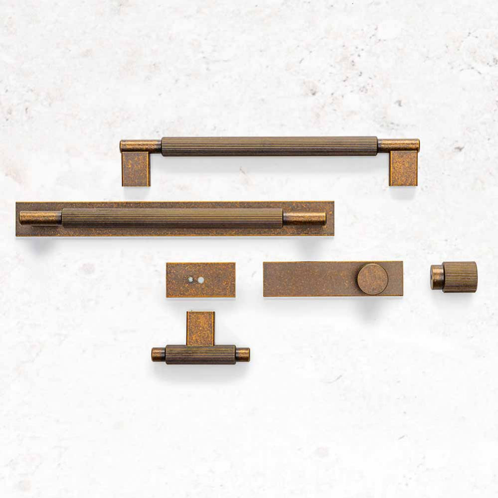 Handtag Arpa/Bricka - 192mm - Antik Mässing