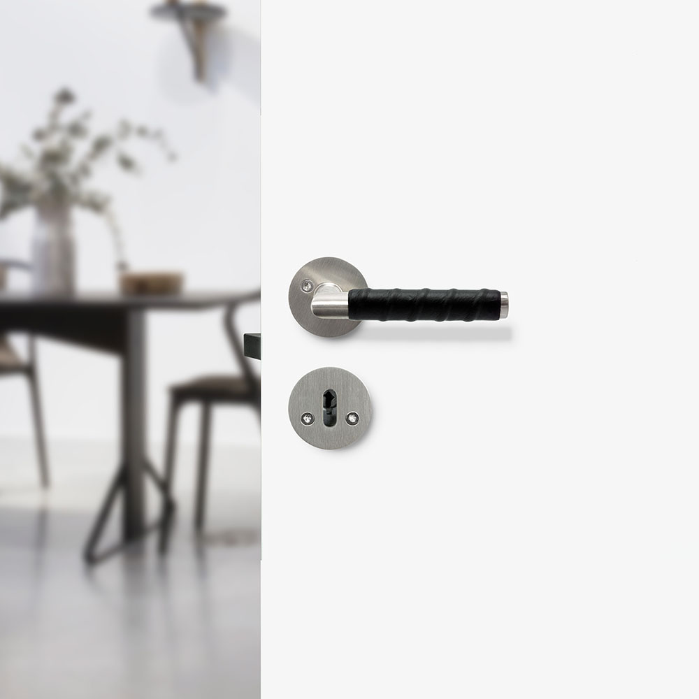 Dörrhandtag Kastrup - Rostfritt Stål Finish/Läderlindat Svart