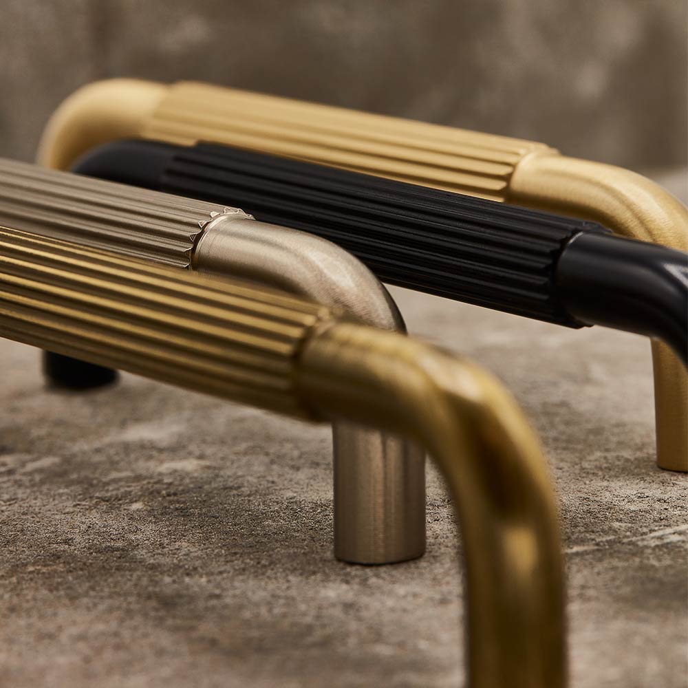 Handtag Helix Stripe/Bricka - Mattsvart