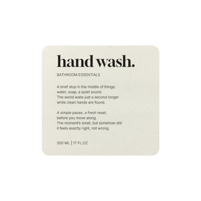Klisteretikett Premium - Hand Wash - Beige i gruppen Badrumstillbehör / Visa alla badrumstillbehör / Tvålpumpshållare & Tvål hos Beslag Online (10190-BO)