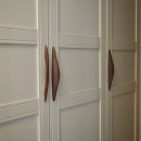 Handtag Manta - 160mm - Valnöt