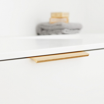 Profilhandtag Edge Straight - 200mm - Borstad Mässing