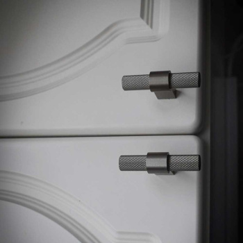 Knopp T Helix - Rostfritt Stål Finish