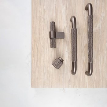 Knopp Helix - 20mm - Mörk Brons