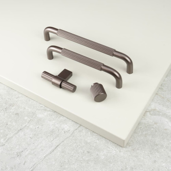 Knopp Helix Stripe - 20mm - Mörk Brons