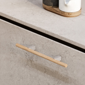 Handtag Kumo Wood - Ek/Rostfri Look