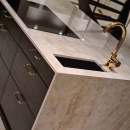 Handtag Brohult M - 128mm - Polerad Mässing/Svart