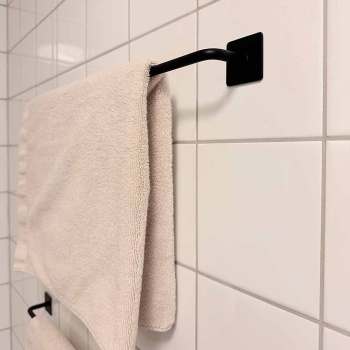 Base 200 Handduksstång - Mattsvart