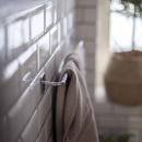 Base 200 Handduksstång - Krom