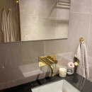 Handdukskrok Base 220 1-Krok - Polerad Mässing