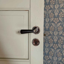 Dörrhandtag Balder - Krom/Svart Trä