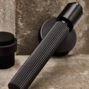 Dörrhandtag Helix 200 Stripe - Skandinavisk Standard - Svart