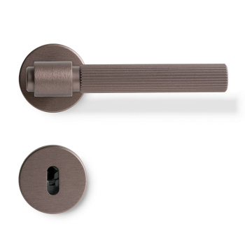 Dörrhandtag Helix 200 Stripe -  Skandinavisk Standard - Mörk Brons