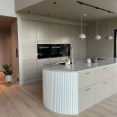 Handtag Helix Stripe - Rostfritt Stål Finish