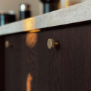 Knopp Flat - Mässing